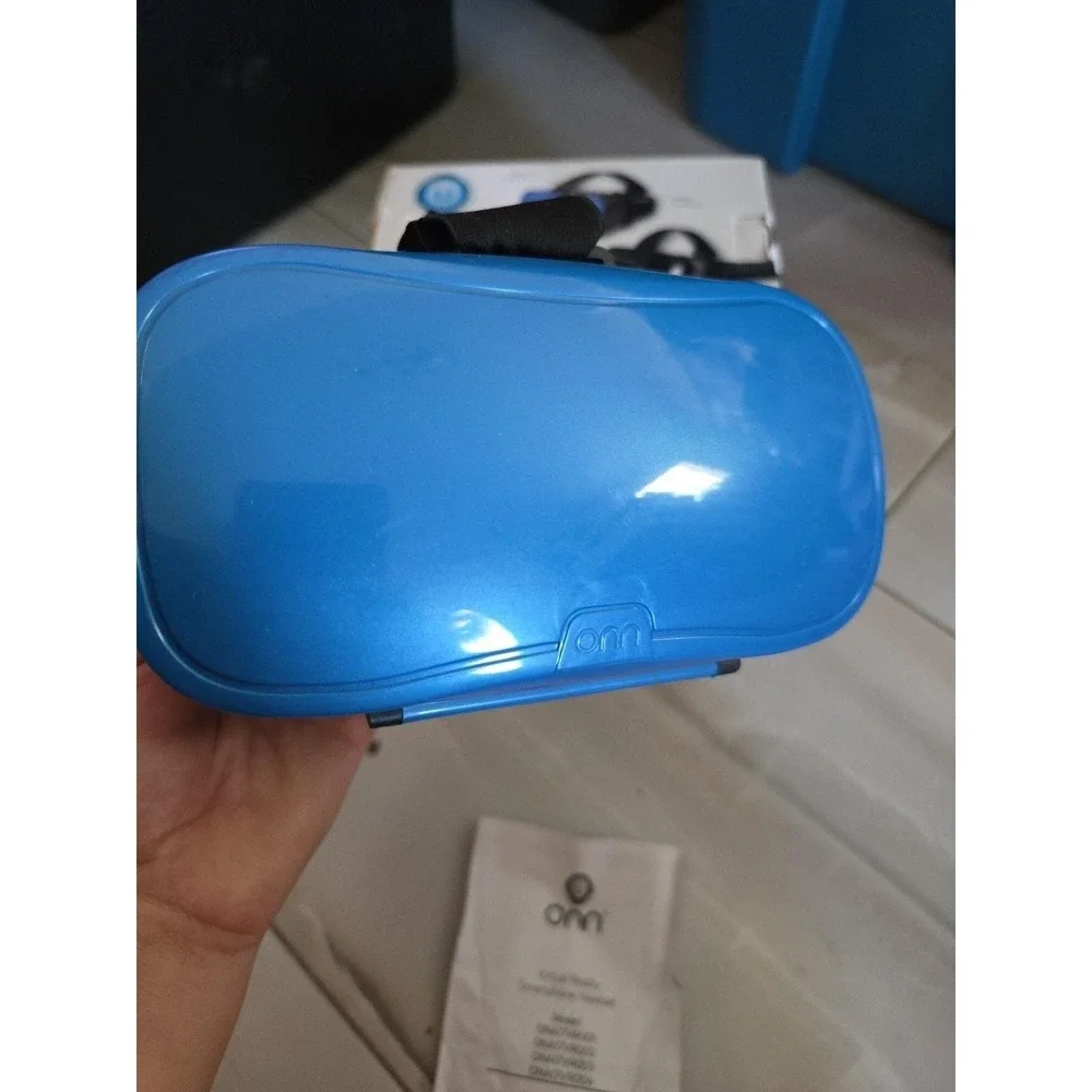 Onn Virtual Reality Smartphone Headset for iPhone Samsung up to 6